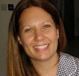 Julia Dear cropped