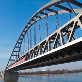Bridging the Demand/Supply Gap in Programmatic