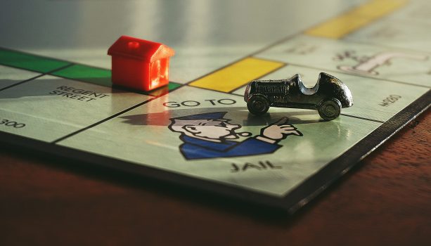 Online Safety Bill Threatens Prison for Social Media Execs; HSBC Enters The Sandbox’s Metaverse