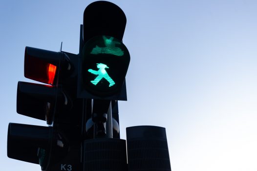 Musk Given Green Light to Amend Twitter Countersuit; Truss to Water Down UK Online Safety Bill